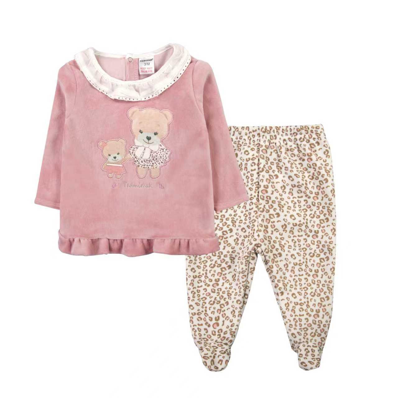 conjunto plush beba