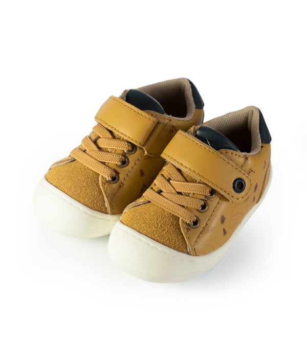 zapato gateador niño mostaza